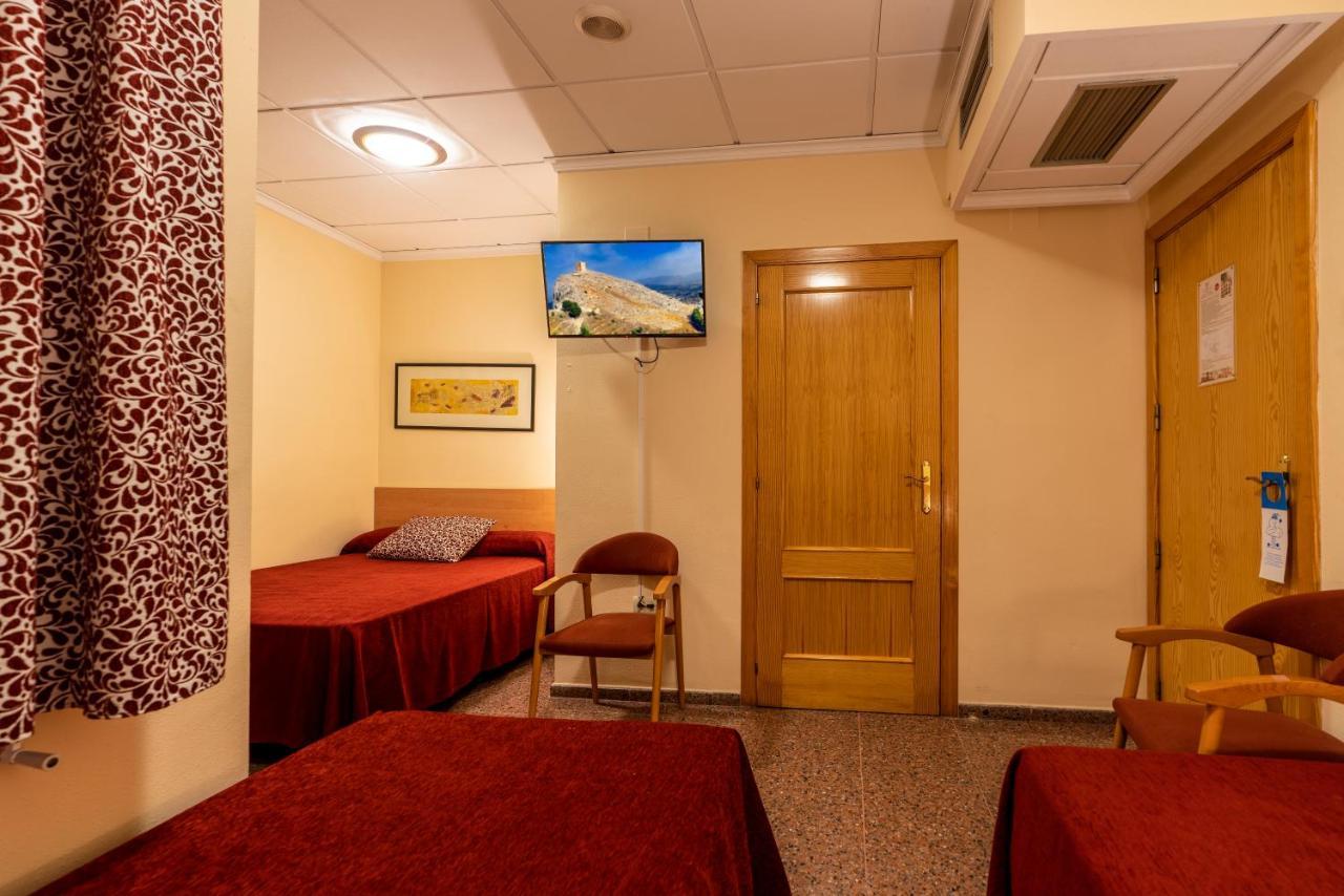 Hotel Anna 코센타이나 외부 사진